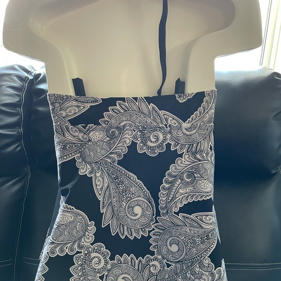 2/$30 Clean Water Swimming Halter Tankini Black and Cream Paisley Top Size Small - Picture 3 of 10
